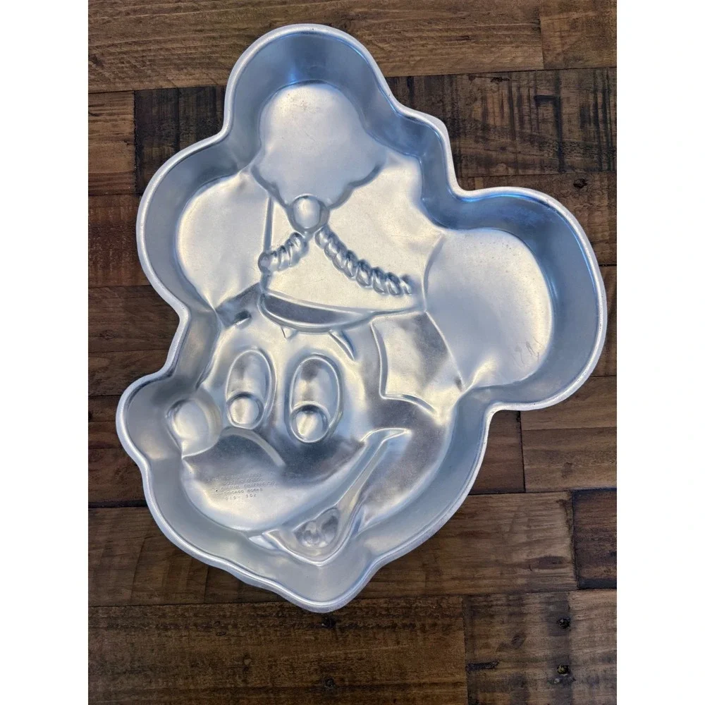 Vintage Wilton Mickey Mouse Party Hat Cake Pan Disney Aluminum Mold 515-302